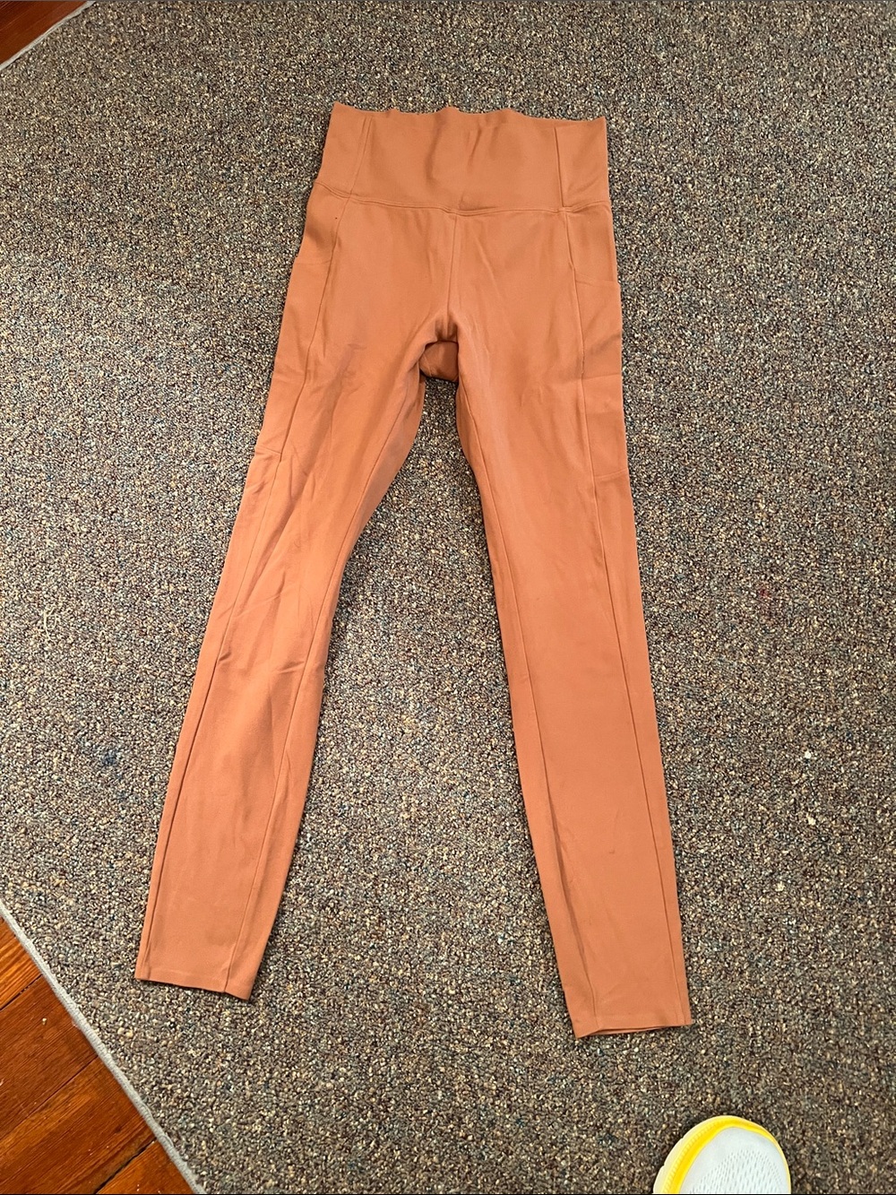 Cooperative High-Waist Leggings in Rusty Tan Color